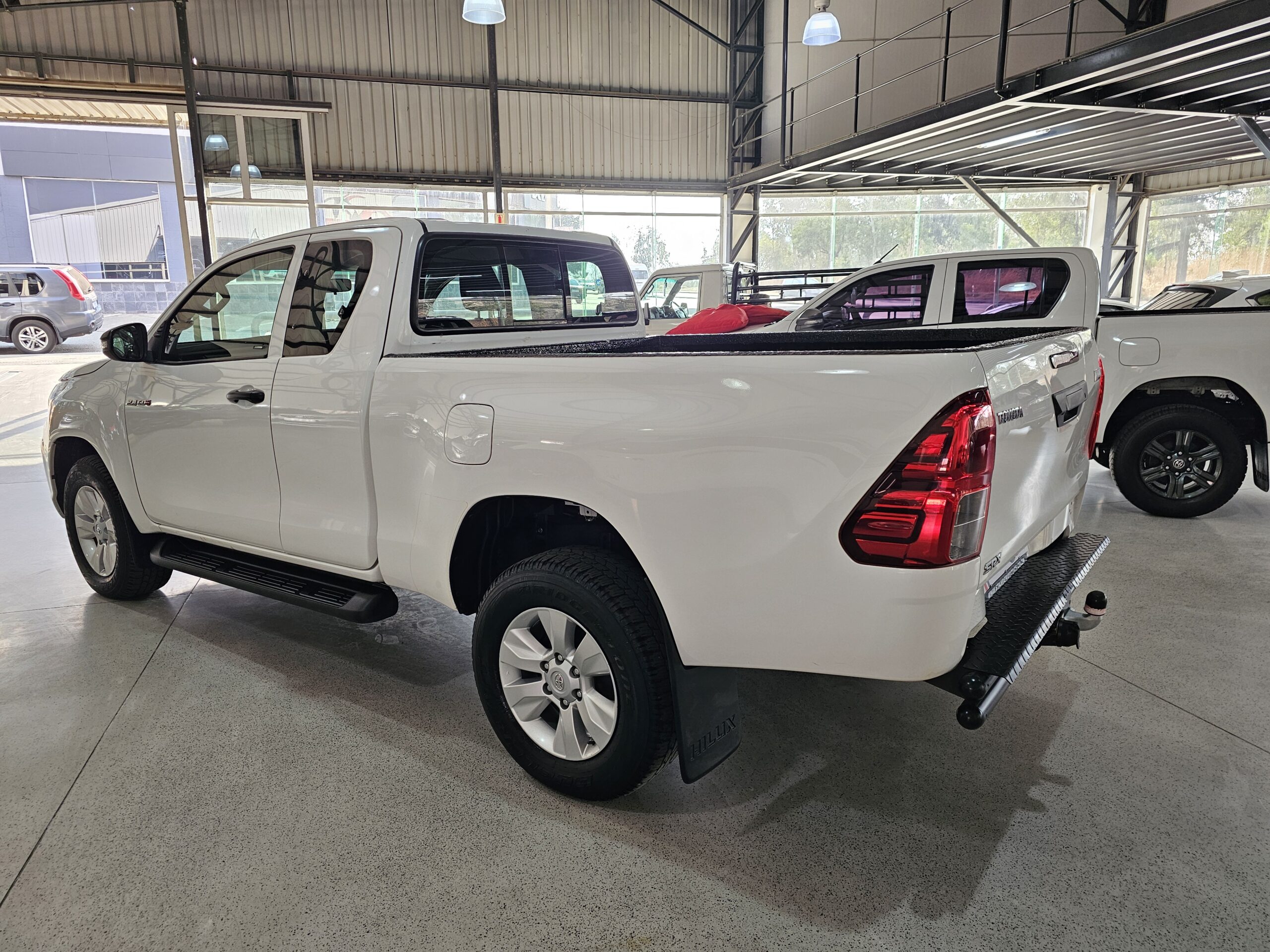 2019 Toyota Hilux 2.4 GD6 Xtra Cab SRX