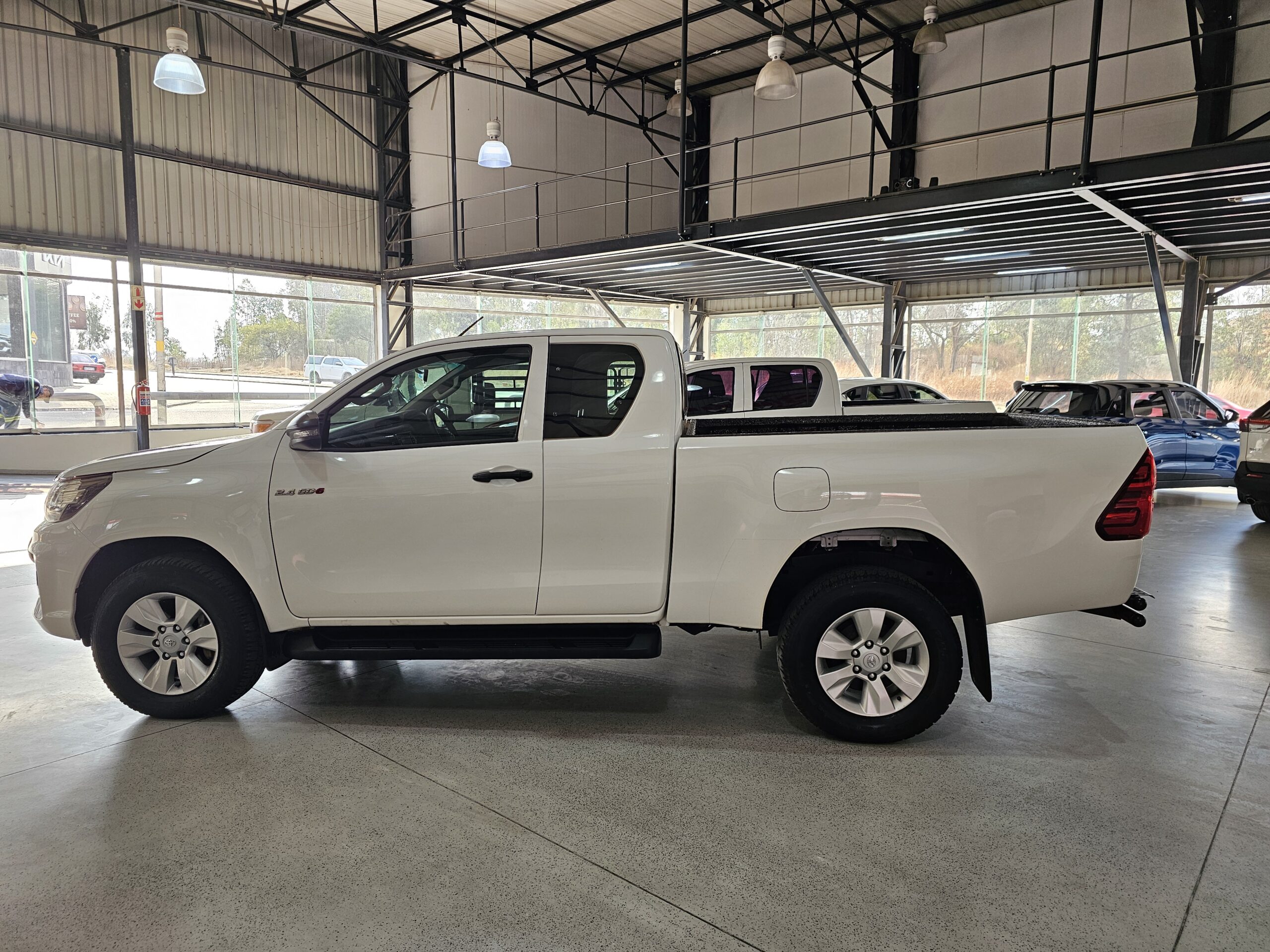 2019 Toyota Hilux 2.4 GD6 Xtra Cab SRX