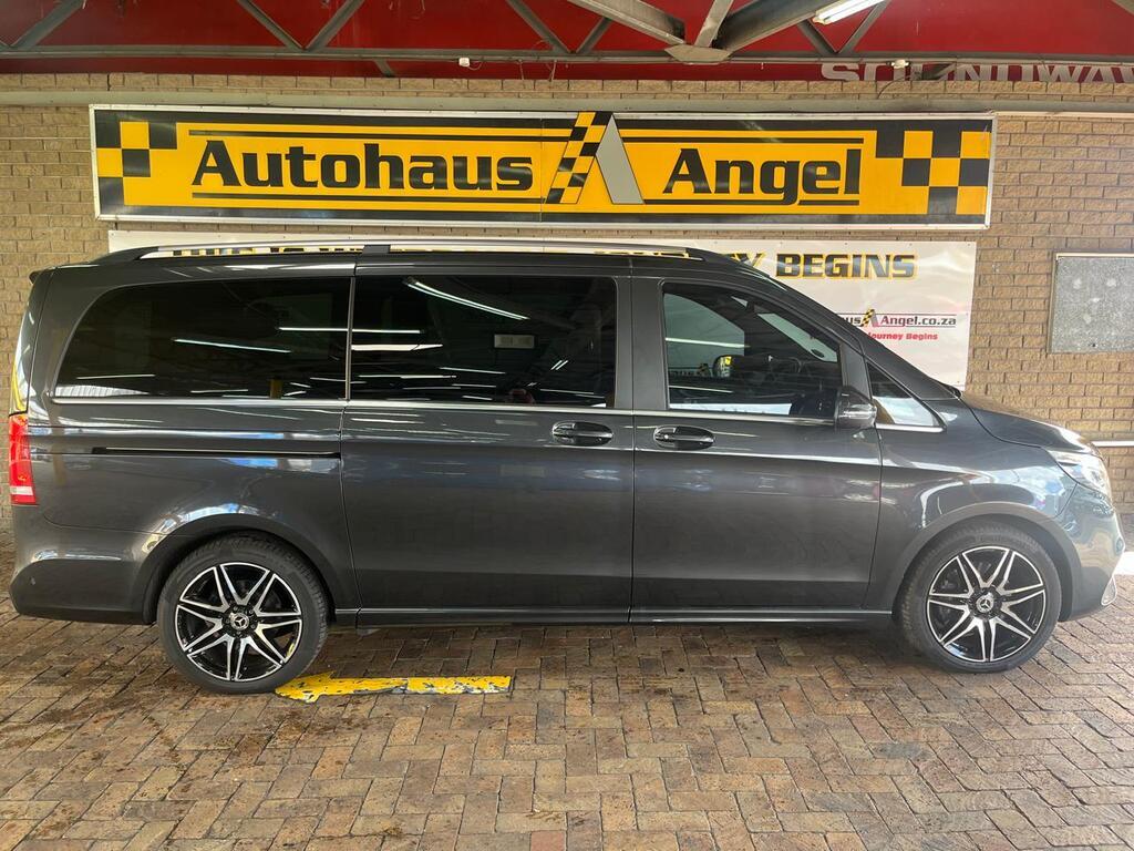 2022 MERCEDES-BENZ V300d AVANTGARDE