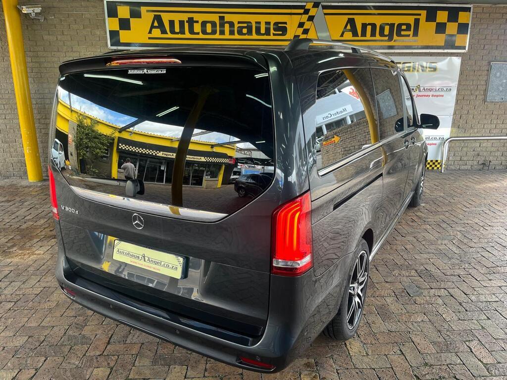 2022 MERCEDES-BENZ V300d AVANTGARDE