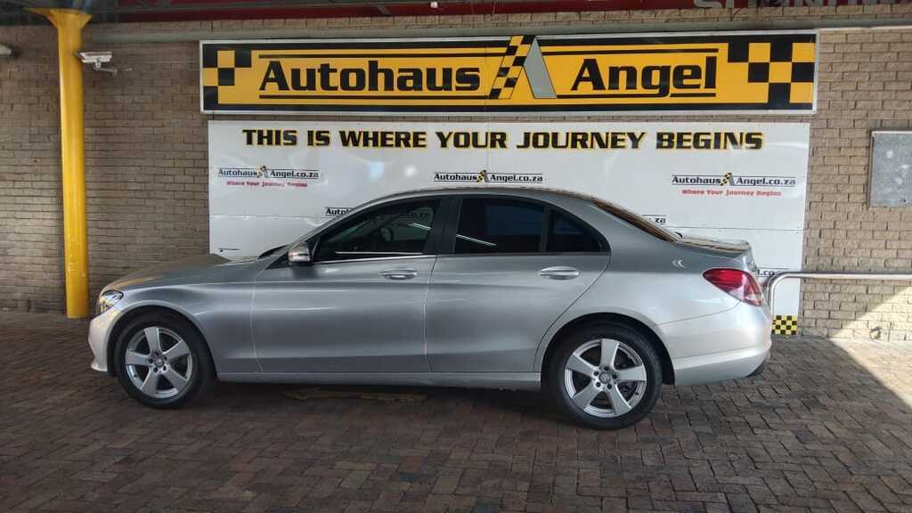 2014 MERCEDES-BENZ C180 A/T