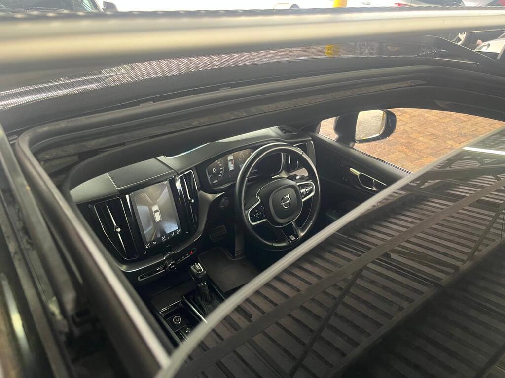 2019 VOLVO XC60 T6 R-DESIGN GEARTRONIC AWD