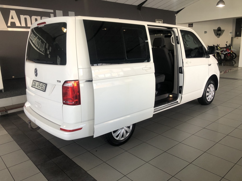 2017 VOLKSWAGEN T6 KOMBI 2.0 TDi (TRENDLINE)