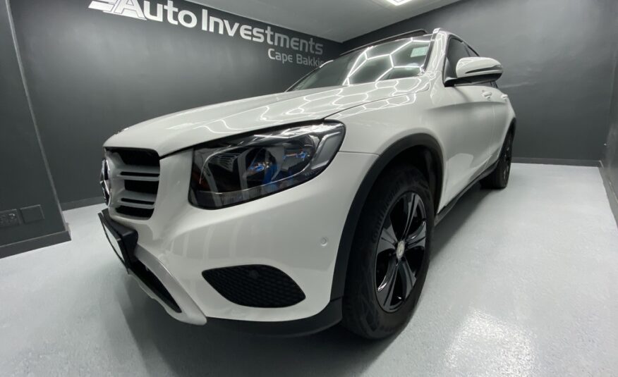 2017 MERCEDES-BENZ GLC 220d