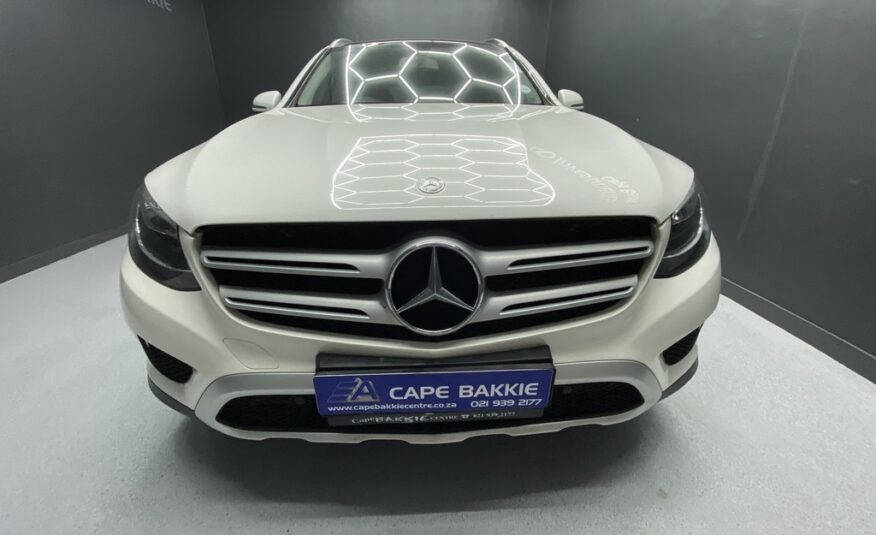 2017 MERCEDES-BENZ GLC 220d